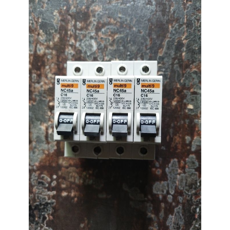 MCB Merlin gerin 1pas 16a 10a