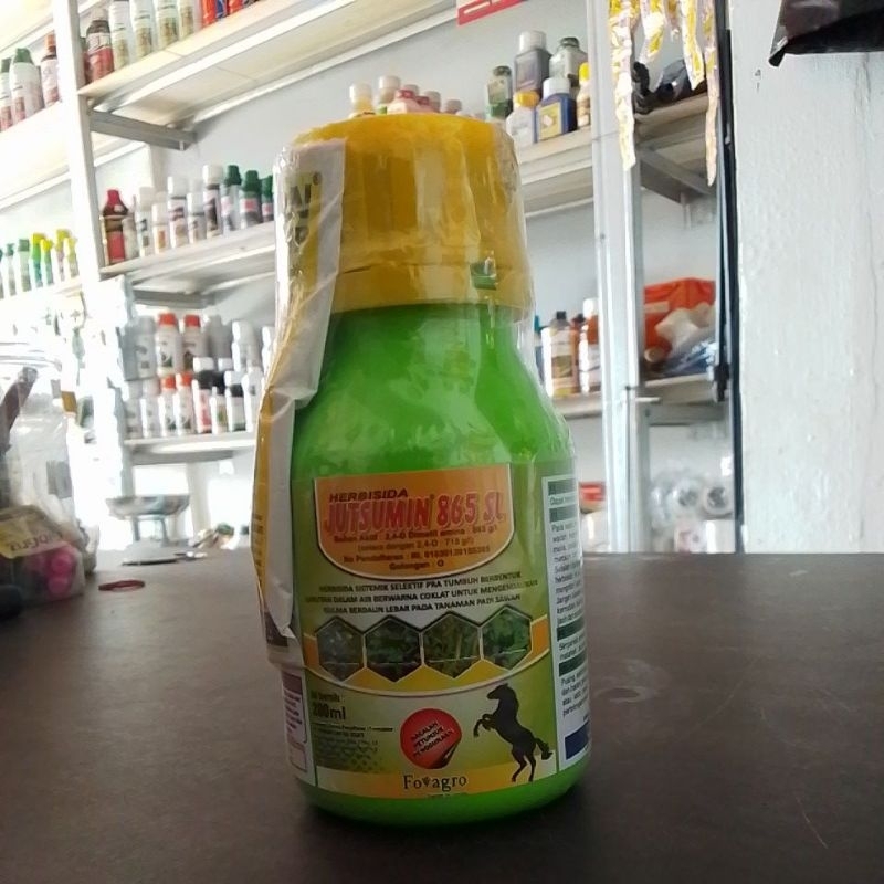 Herbisida JUTSUMIN 865 SL isi 200ml