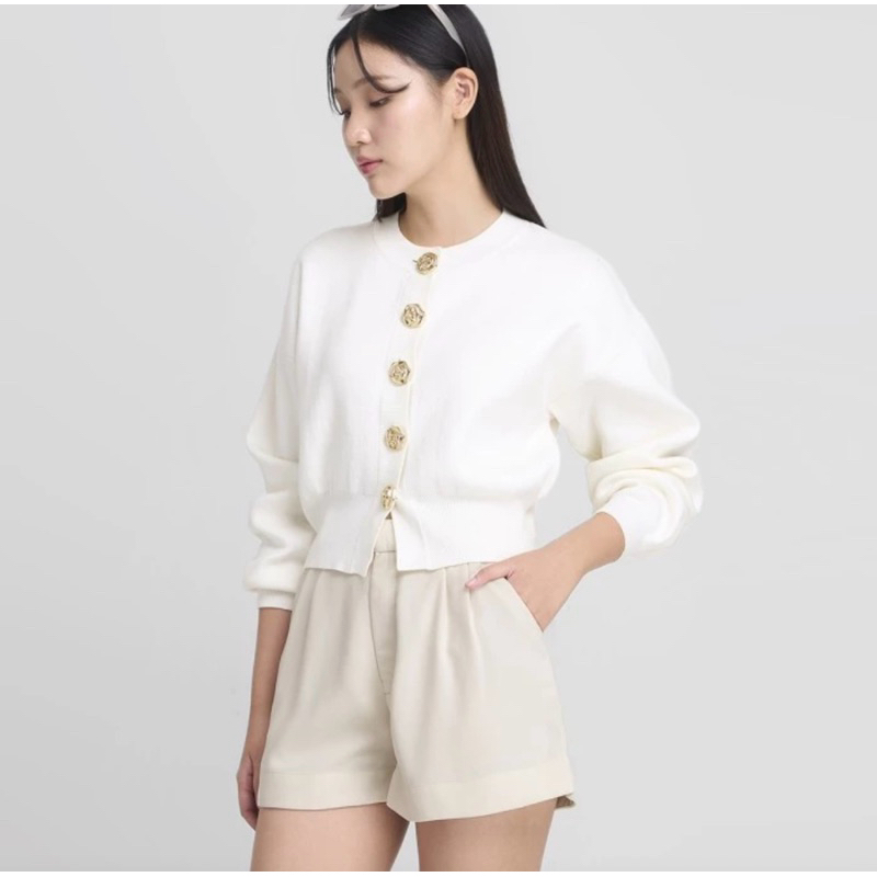 San knit cardigan lookboutiquestore White - size S ( New With Tag) harga beli 659.000