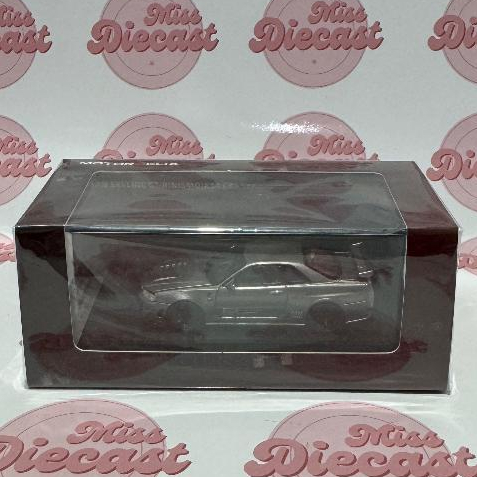 Diecast 1:64 Motor Helix Nissan Skyline GT-R R34 (Nismo) CRS Silver