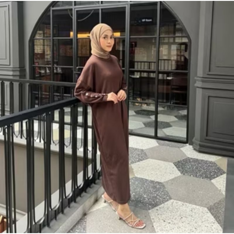 Giana batwing button dress  by dippew hijab