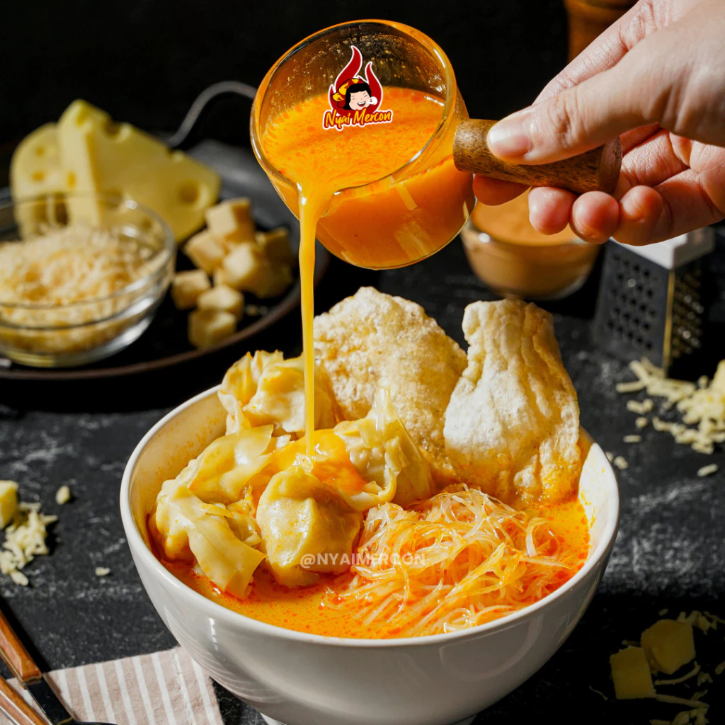 

Promo 7.7 Paket Pangsit Keju Soun Nyai Mercon