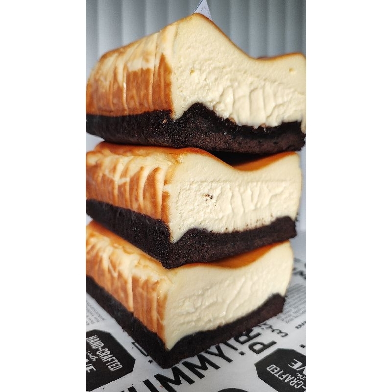 

BURNT CHEESECAKE BROWNIES || MELTED, CREAMY, KUALITAS PREMIUM HARGA MINIMUM