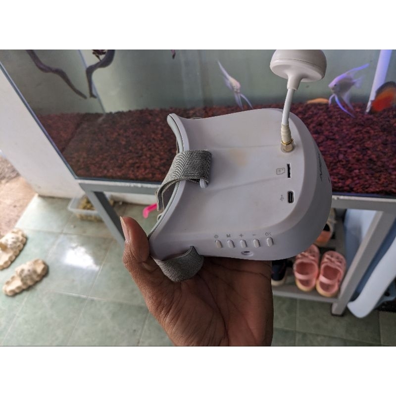 Goggles FPV Bawaan Drone Apex VR70