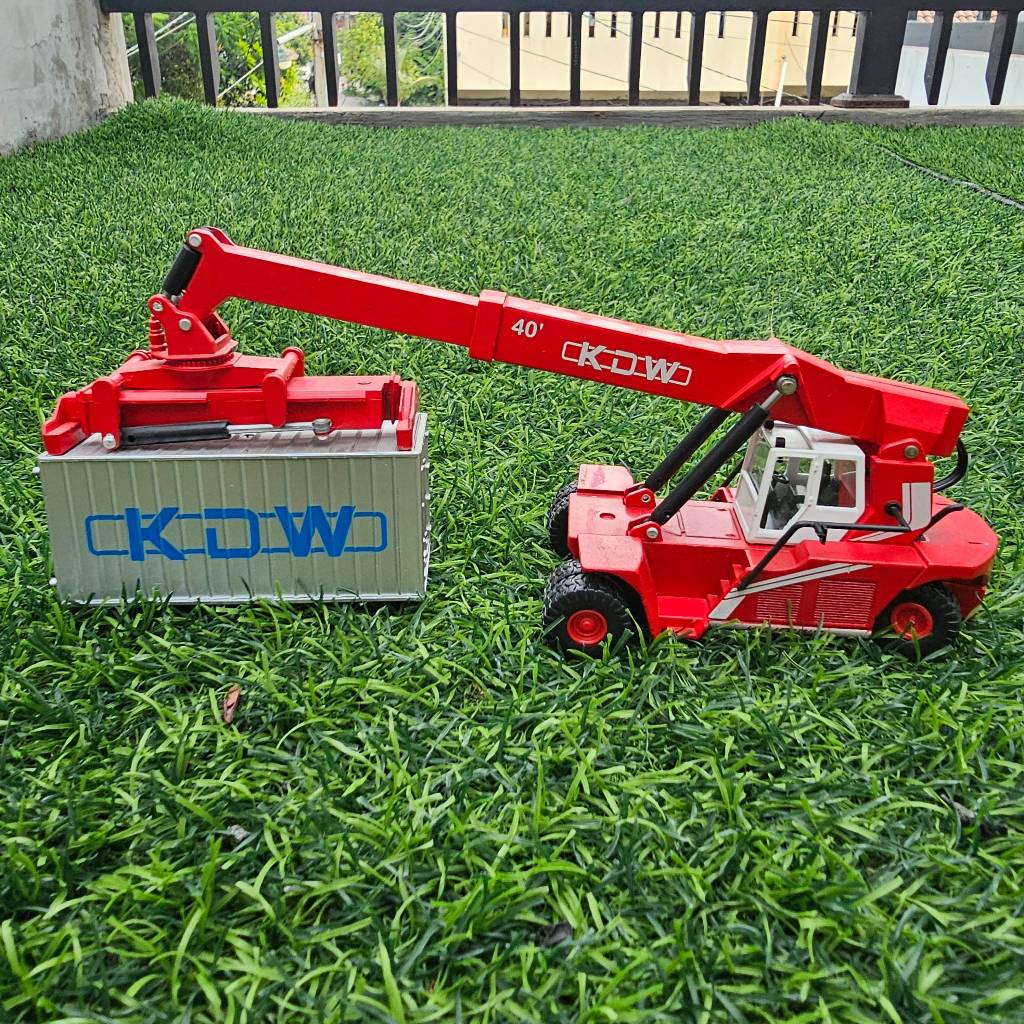 Alat Berat Konstruksi Kaidewei Diecast Reach Stacker KDW