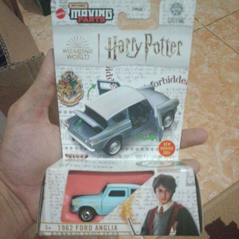 moving part harry Potter ford anglia