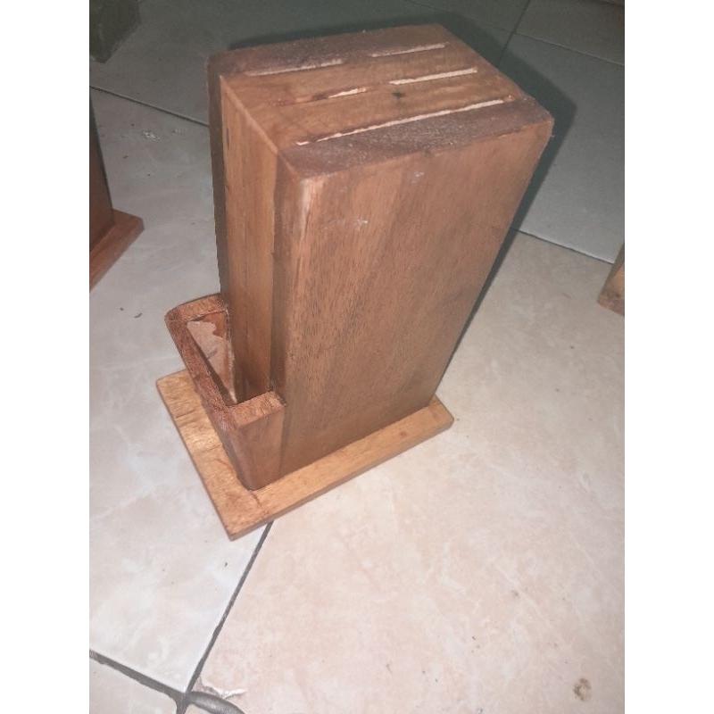 Tempat pisau aesthetic