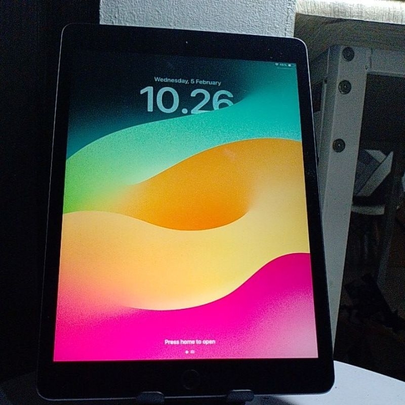 Ipad 8 128GB wifi only | second like new