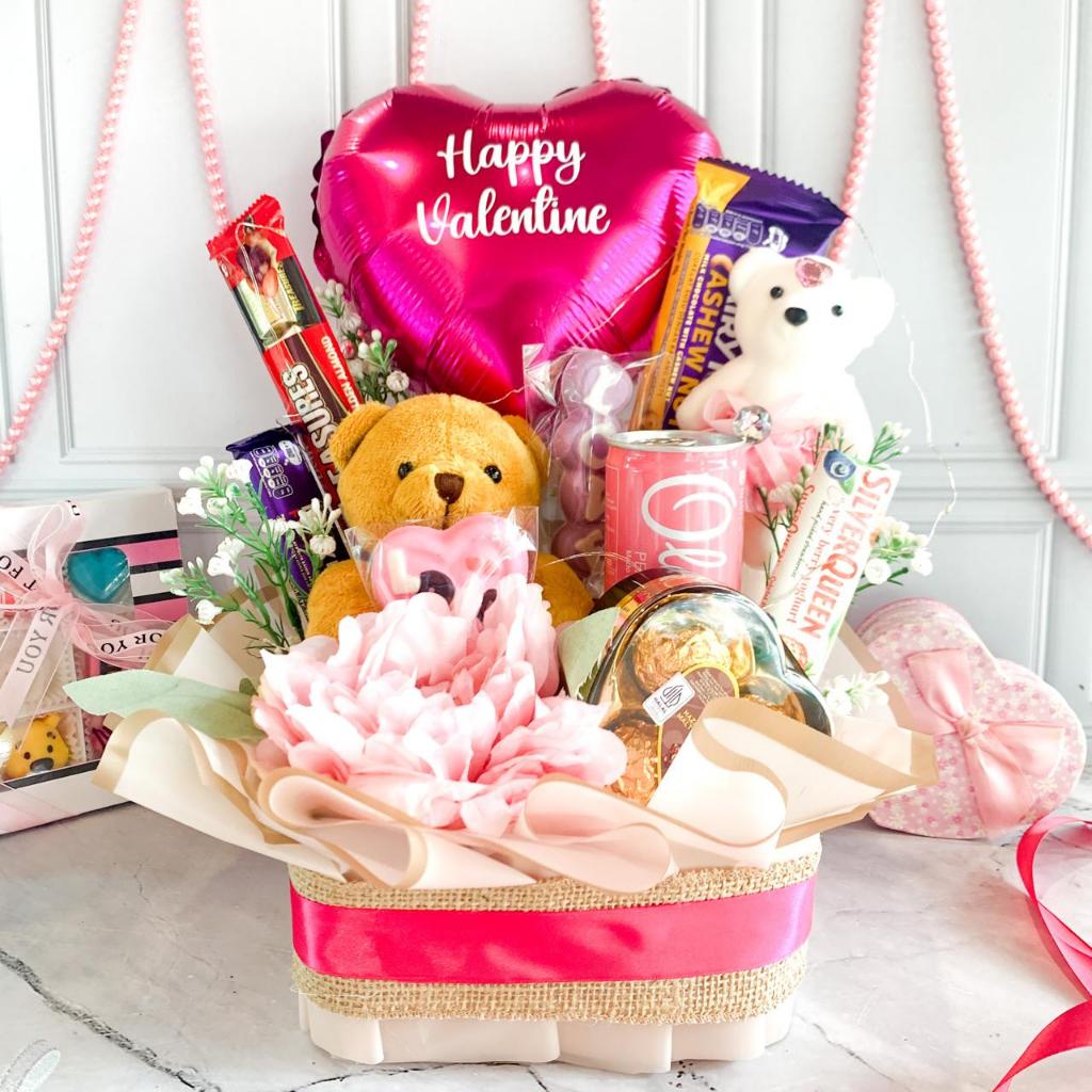 

Valentine 2025/Our Story Hampers/parcel/Hampers/Chocolate