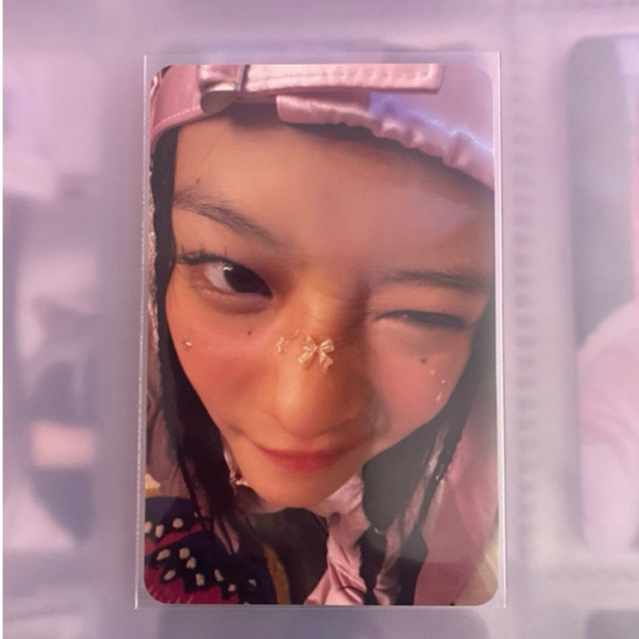 HANNI WINK OFFICIAL PHOTOCARD NEW JEANS SEASON GREETINGS 2025