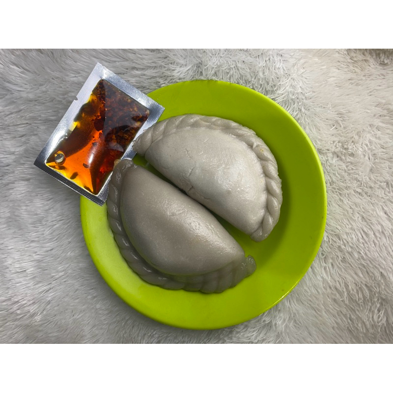 

Paket Ekonomis 2 pcs cireng jumbo ayam suwir chiliOiL