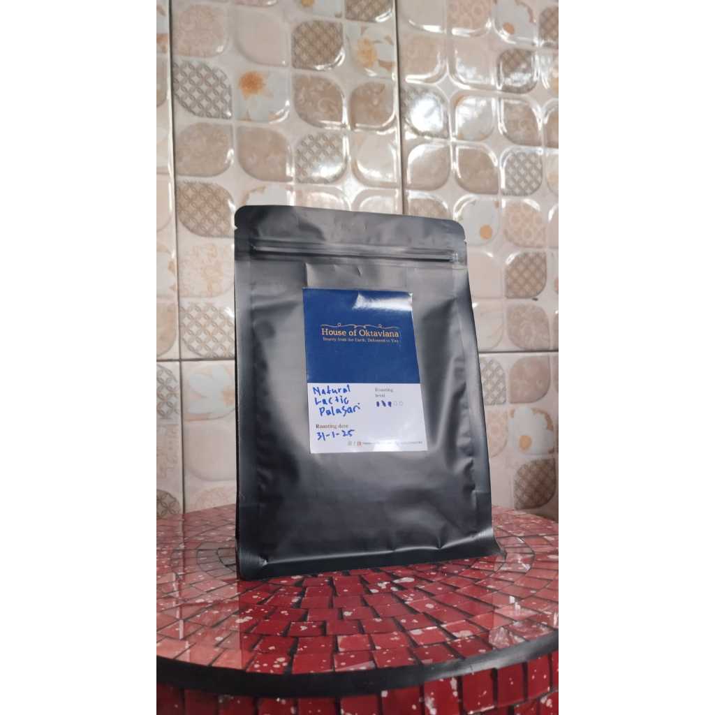 

Kopi Arabika Palasari Natural Lactic Roasted Beans 200 gram
