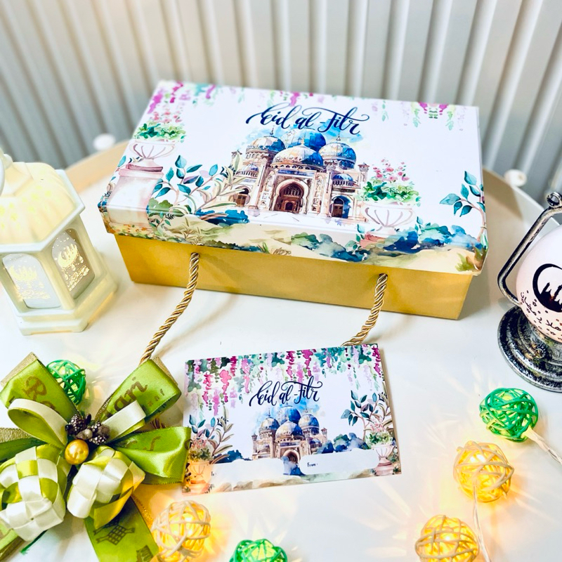 

Box Hard Cover EID Idul Fitri 1/2 Loyang (22x12x8 cm) Tema Aqeela