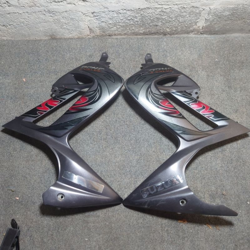 sayap cover samping tebeng sayap satria Fu barong original