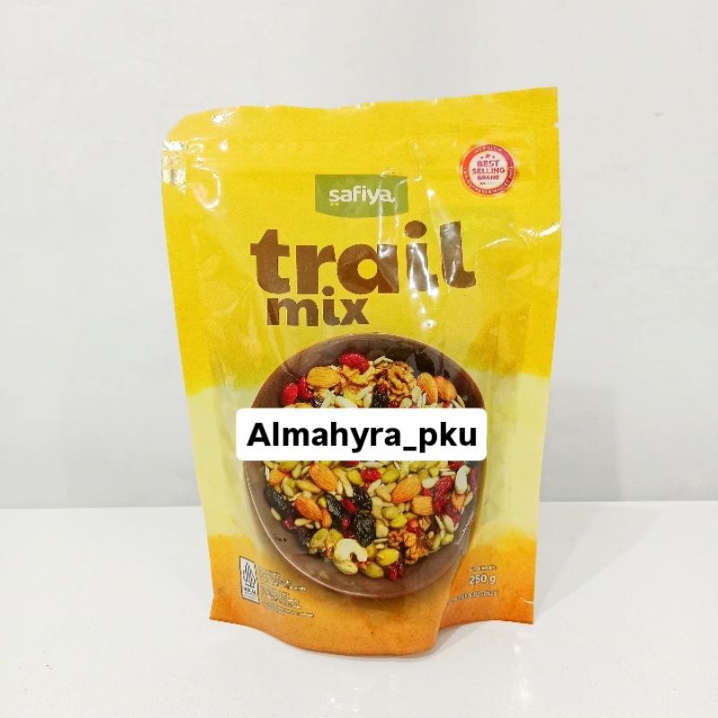 

Trail Mix Safiya 250 Gr | With Almond Mete Nut Seed Dried Fruit Cemilan Sehat Diet