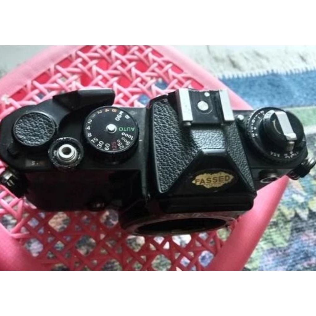 Kamera analog Nikon FE