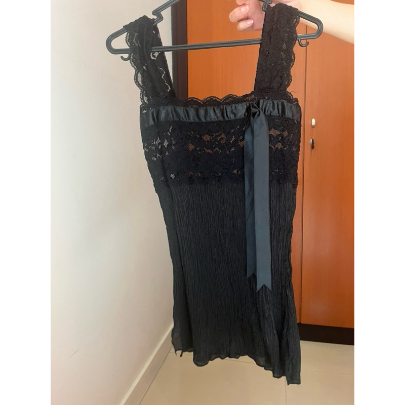 PRELOVED TOP LACE TANKTOP SIMPLE CASUAL ELEGAN RENDA PITA