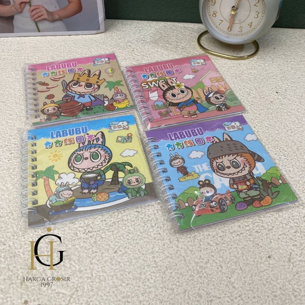 

Buku Spiral Sticker Labubu SZ-335 BK-1722 / Album Sticker foto Labubu sticker trasparant / Stiker lucu labubu 1 buku