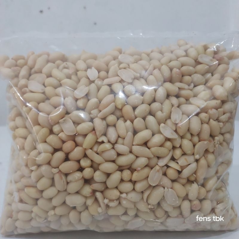 

KACANG TANAH KUPAS / KACANG KUPAS MENTAH