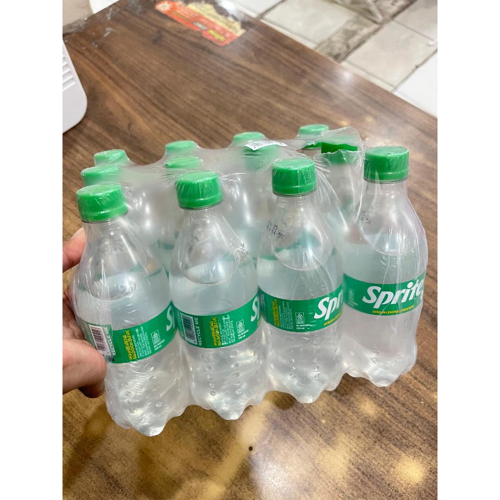 

Minuman bersoda Coca Cola / Fanta / Sprite botol ukuran 250ml