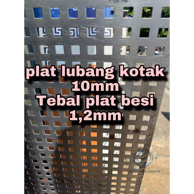 Plat lubang kotak 10mm , tebal plat besi 1,2mm. plate perforated kotak, ukuran tersedia mulai 30cm