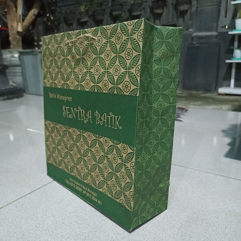 

Papper Bag Kraft Bisa Costum