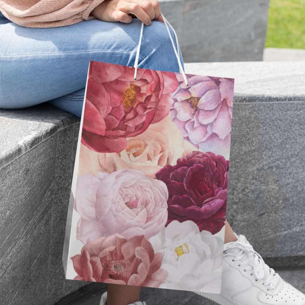 

Gift Bag Custom Desain Premium - Paper Bag Mewah untuk Hadiah, Souvenir, & Hampers Valentine Lebaran