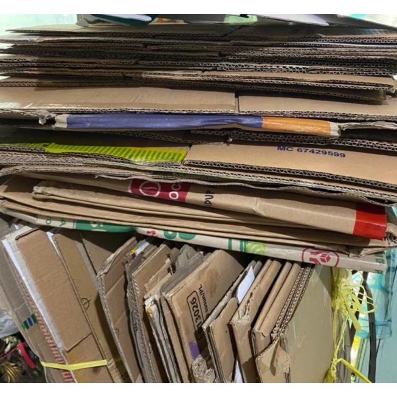 

1kg kardus bekas bisa 3 sampai 5biji