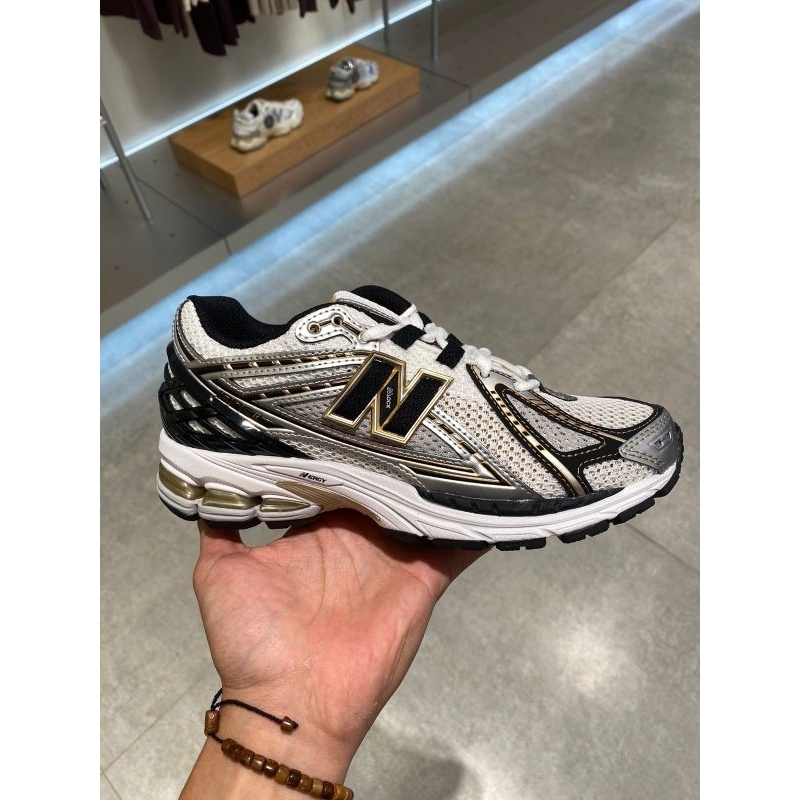NEW BALANCE 1906 BLACK GOLD UNISEX