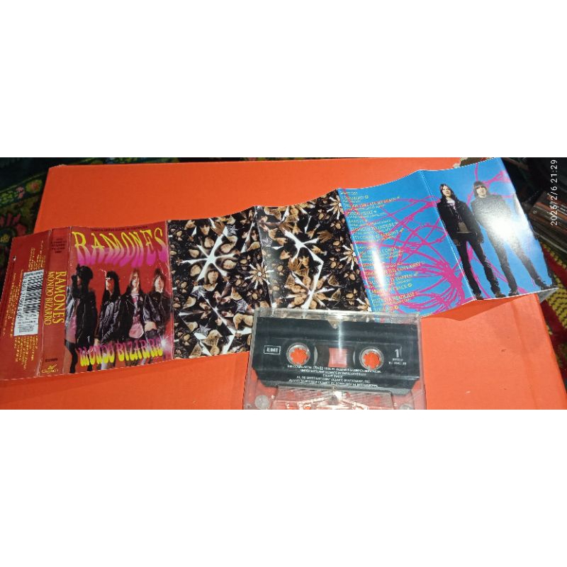 Kaset Tape/Punk Rock/THE RAMONES [Butlek]