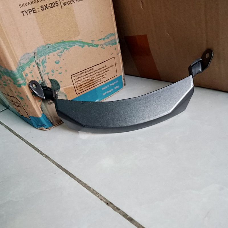 dagu bawah lampu pcx 160 tahun 2021-2024 grey / abu abu