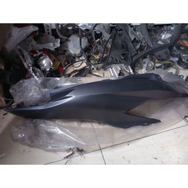 cover bodi body belakang kanan Vario 150 new 2018-2022