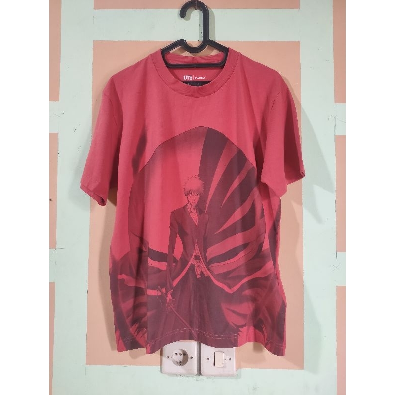 Kaos Uniqlo Anime Bleach - Ichigo Kurosaki