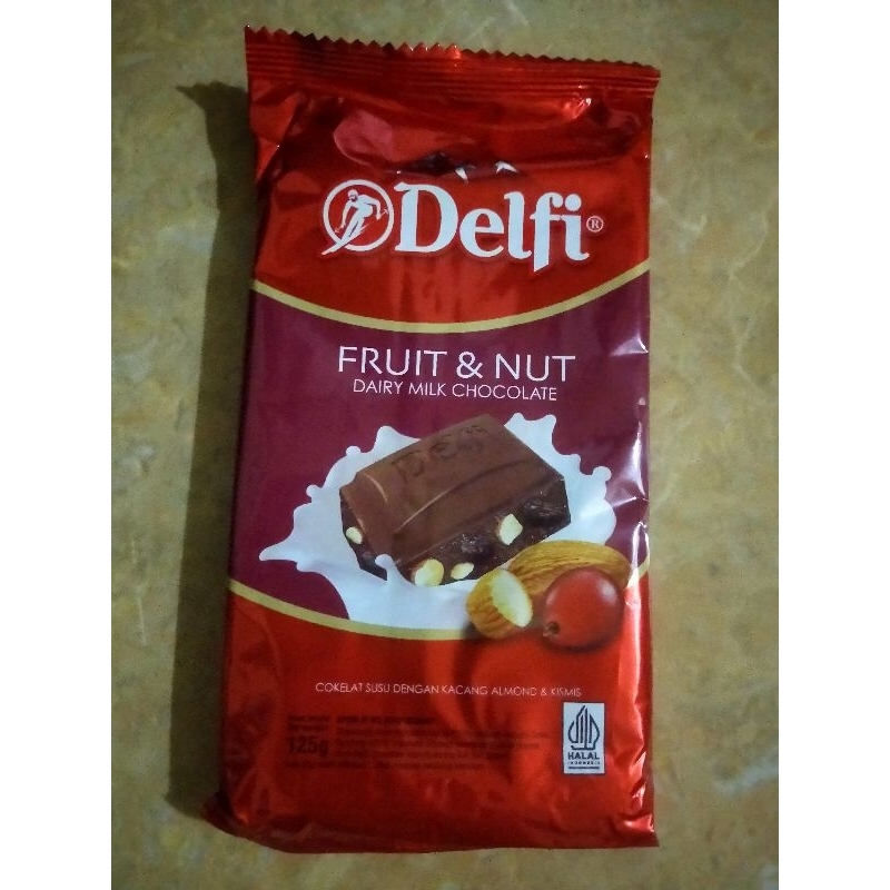 

Delfi Coklat Fruit & Nut Dairy Milk Chocolate 125 gram