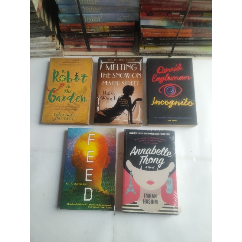 Buku Novel; INCOGNITO, CHILDREN OF THE LAMP, MELTING THE SNOW ON.., FEED, ANNABELLE THONG, CARRYING 