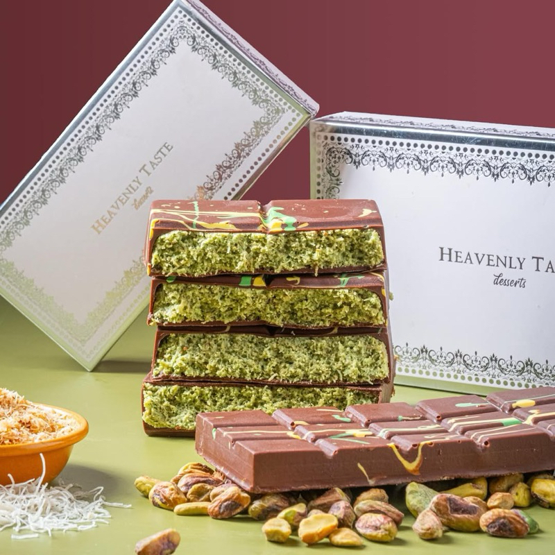 

Cokelat Dubai Pistachio kunafa heavenlytastedessert Chocolate Dubai Pistachio dan varian lain Bar dan Mini