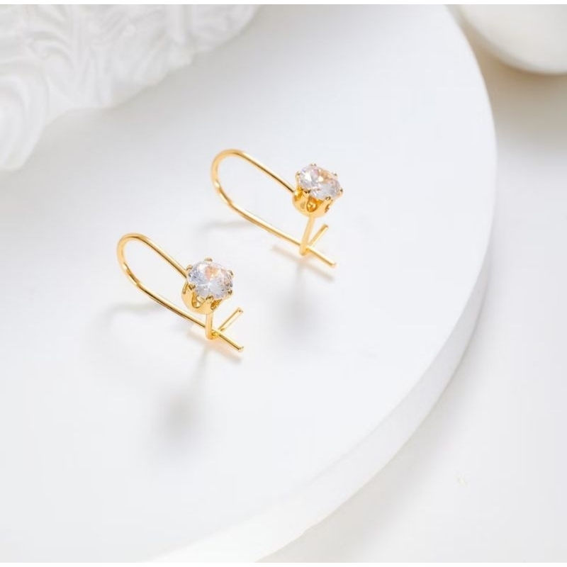 anting titanium mata putih