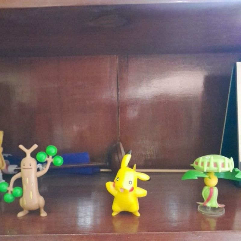 Pokemon Jakks Pacific Pikachu Carnivine Sudowudo