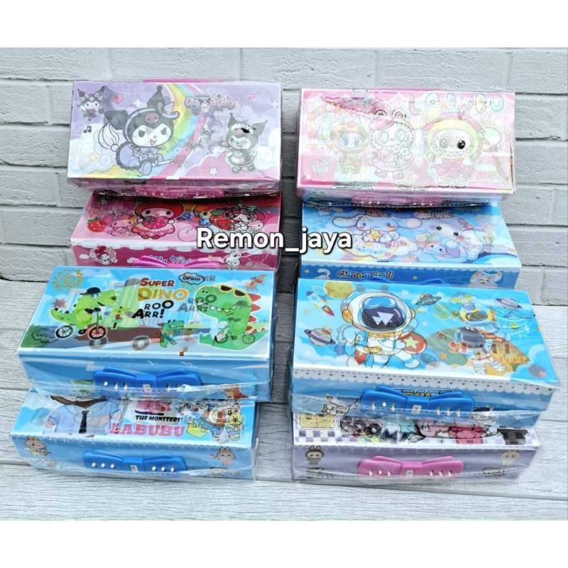 

kotak pensil 3tingkat#kotak pensil bercode motif cewek dan cowok