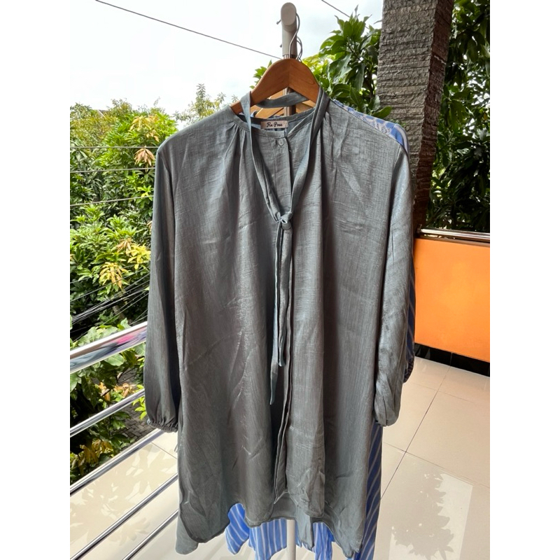 Preloved Celine Tunic | Fixpose