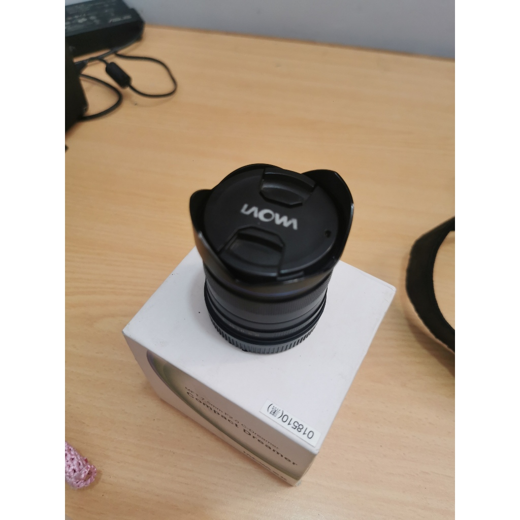 Lensa Laowa 7,5mm F2 for MFT