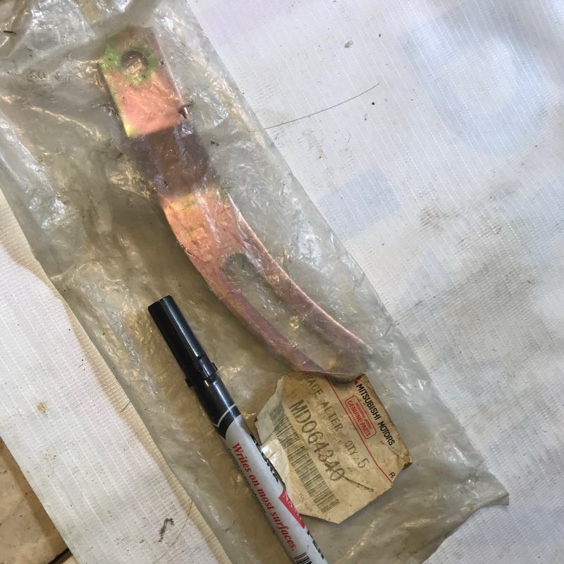 bracket plat alternator L300 bensin diesel original