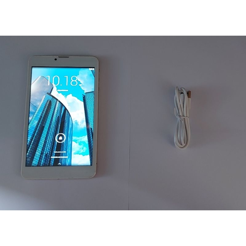 Tablet Nexcom 7 inchi Ram 1gb Rom 4gb jaringan 3G
