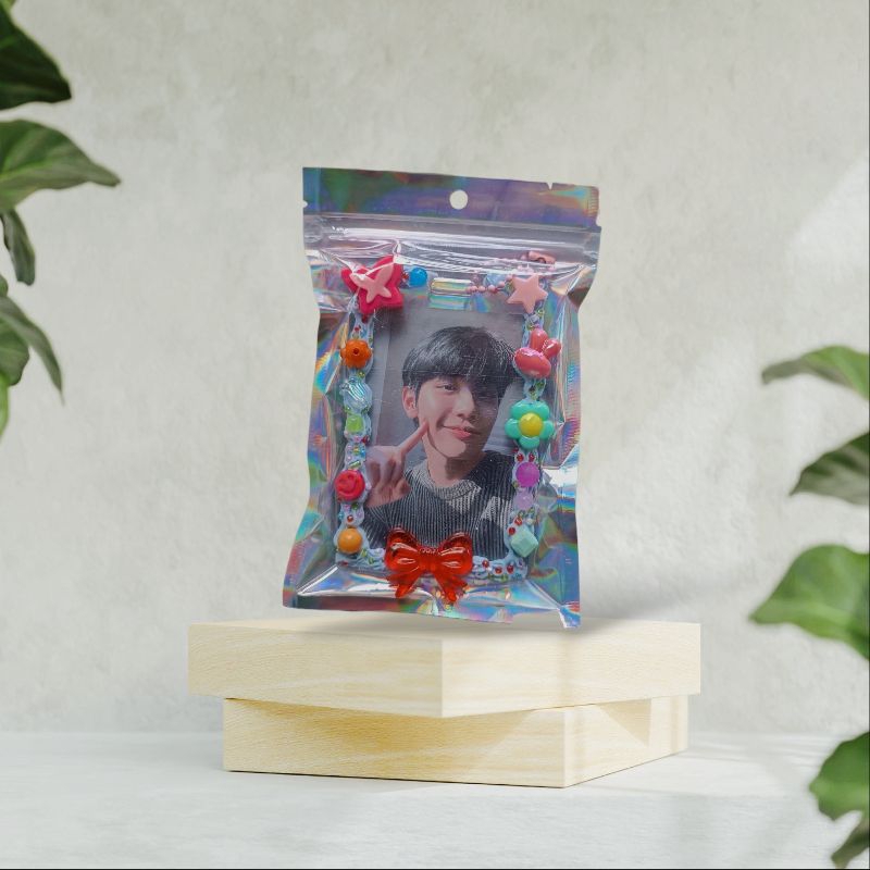 

Deco 3d photocard holder
