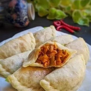 

CIRENG ISI AYAM PEDAS