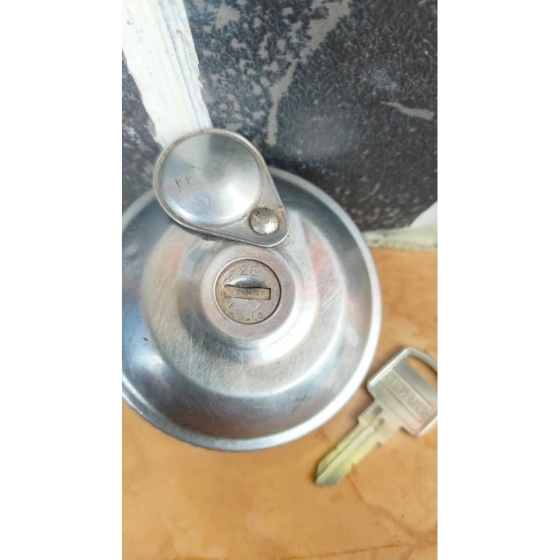 Kunci tangki Yamaha L2super ori