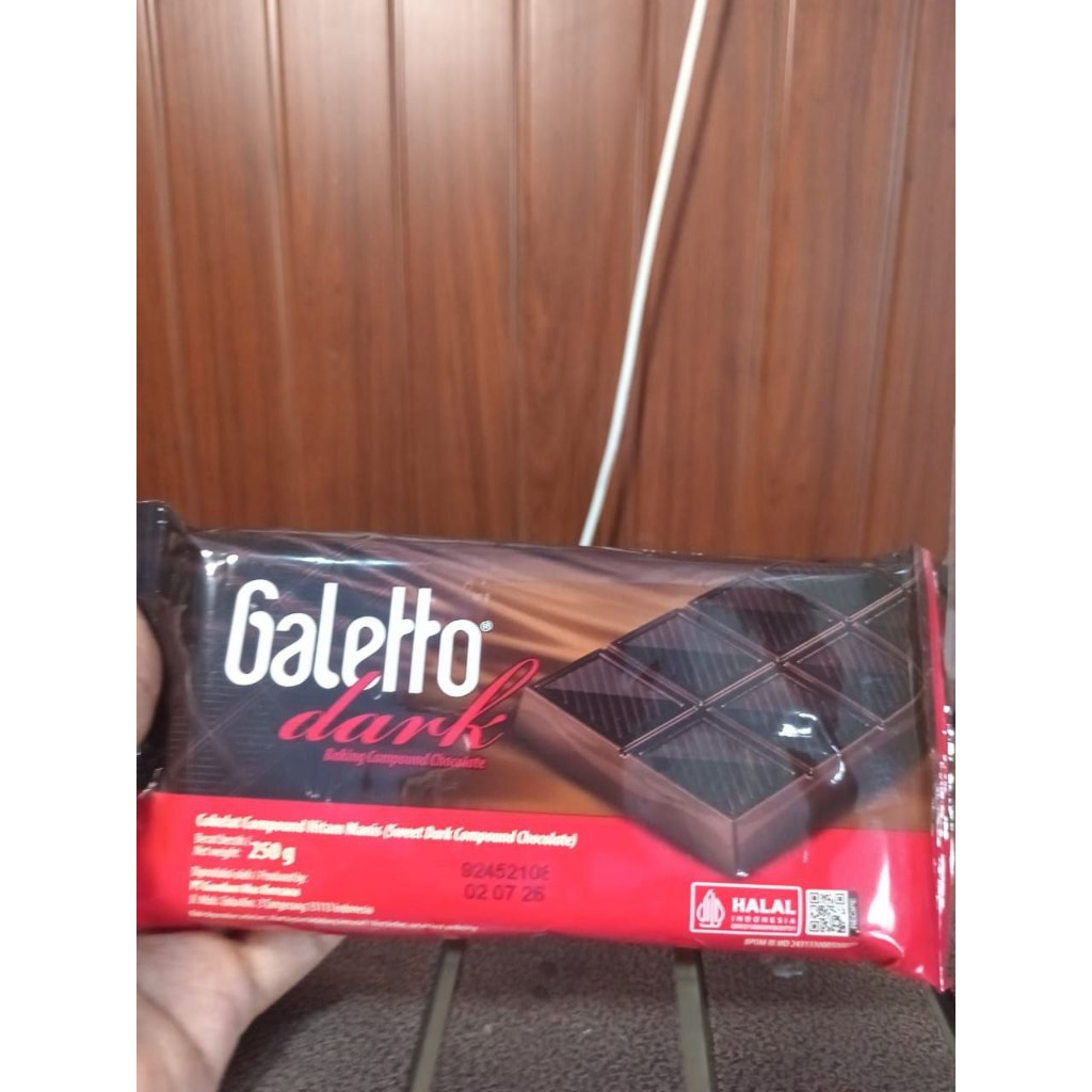 

Coklat Batang Galetto Dark - Dark Compound Galetto 250gr