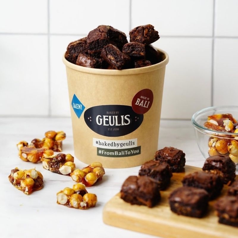 

BROWNIES BAKED BY GEULIS | OLEH OLEH BALI