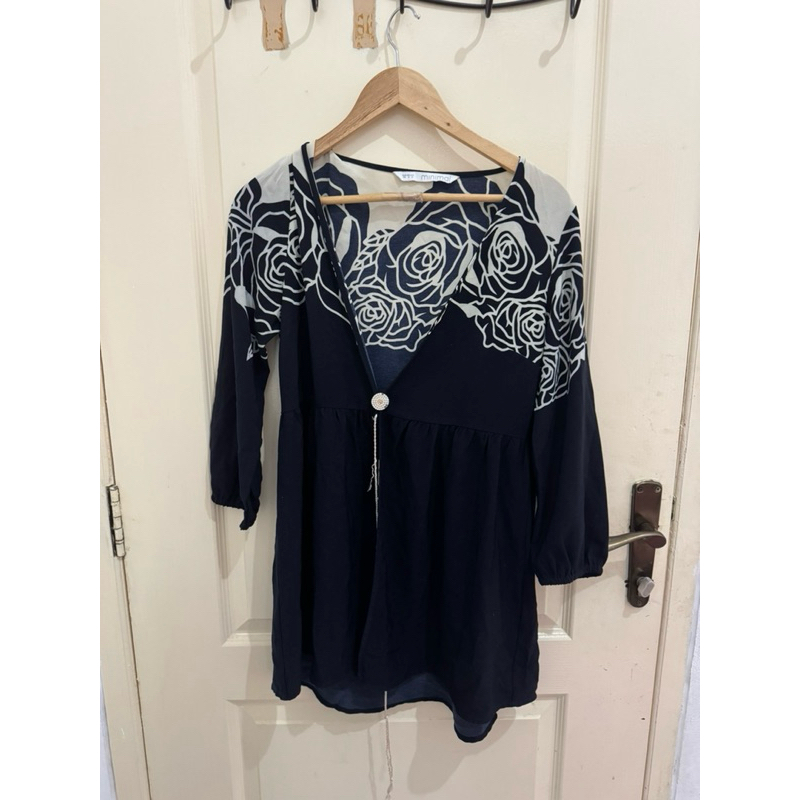 preloved outer minimal