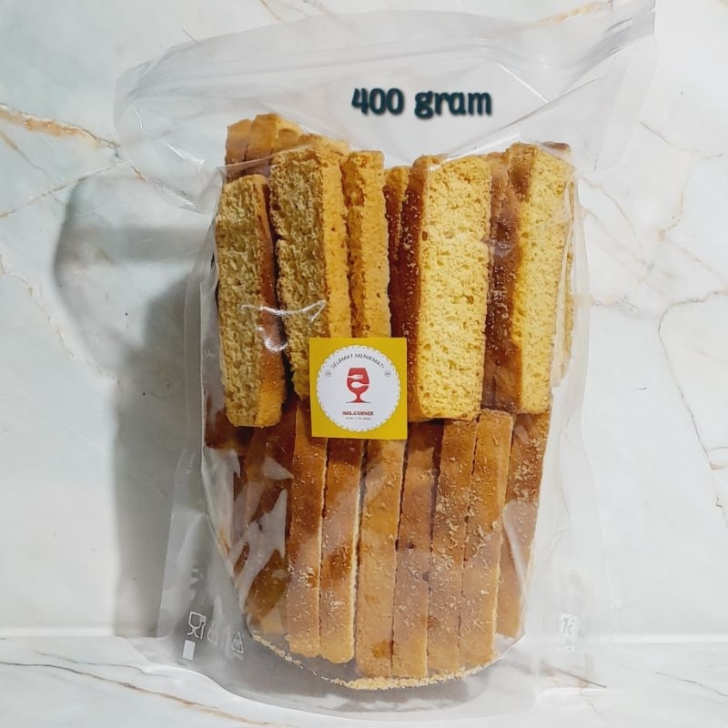 

Bolu Panggang Kering